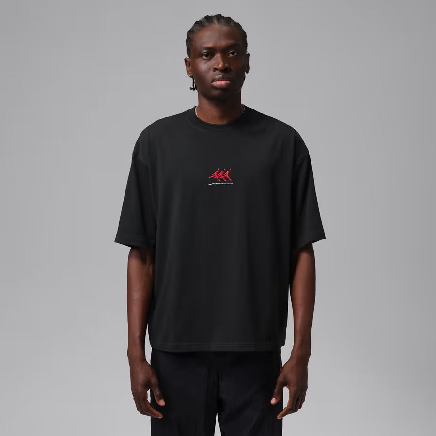 Men black t shirt